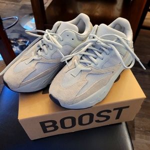 Yeezy 700